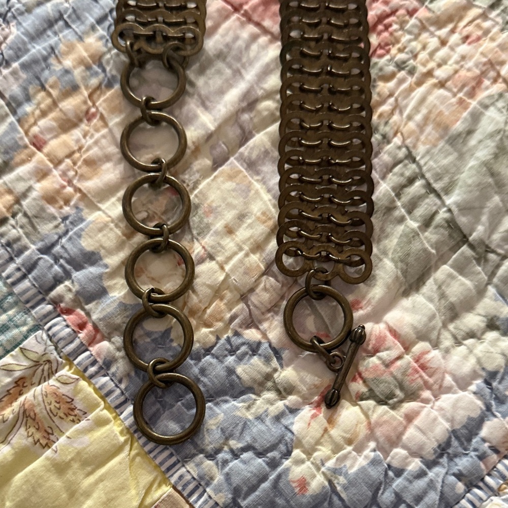 Elegant Bronze Chain Belt. Vintage. Super cool.